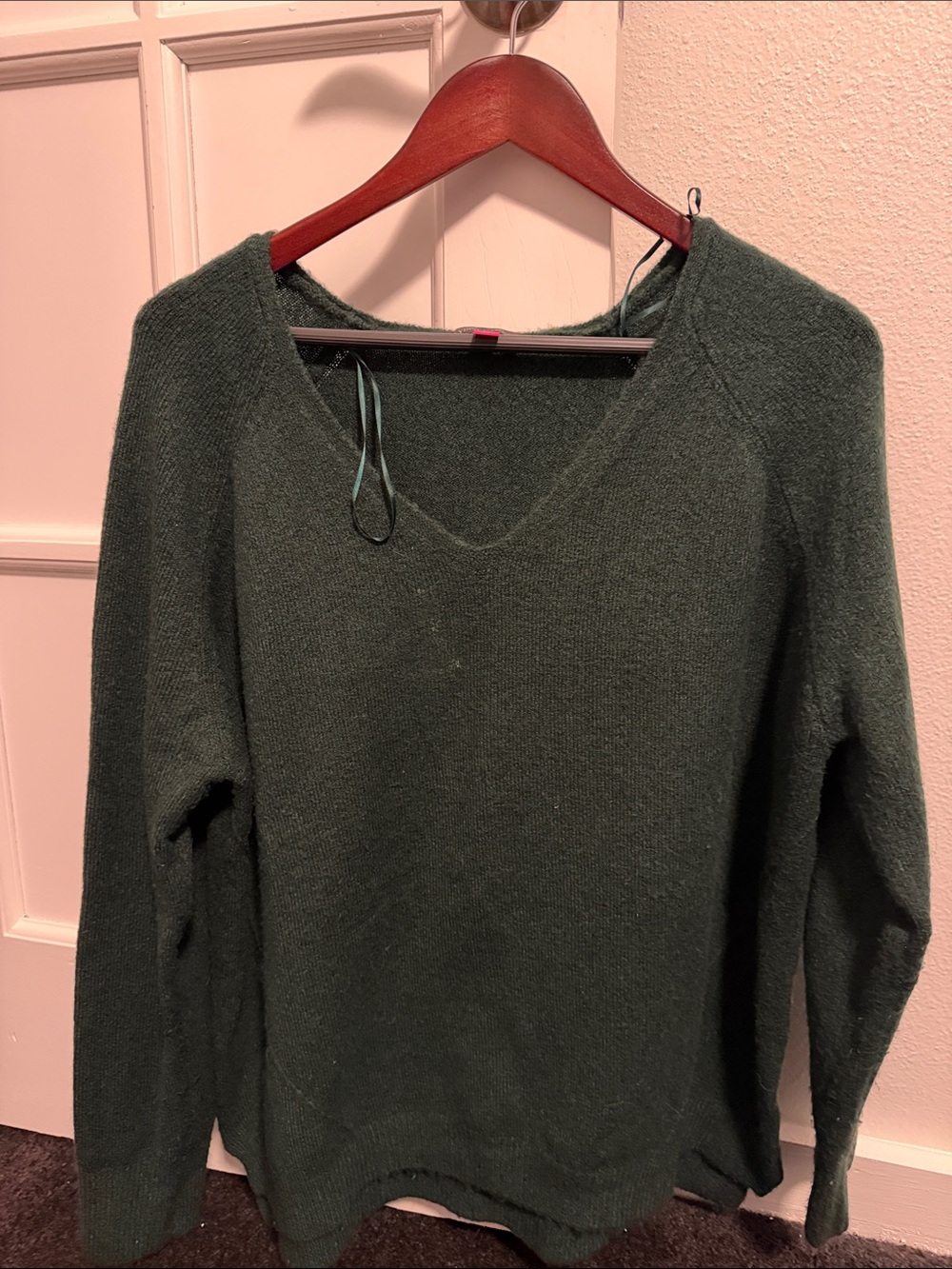 Vince Camuto Forest Green V-Neck Knit Sweater